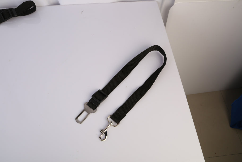 2-Pack Pet Seat Belt Leash – Adjustable Nylon Safety Harness Strap for Dogs & Cats in Cars, Perfect for Travel & Drinking & Feeding Stops COL 26