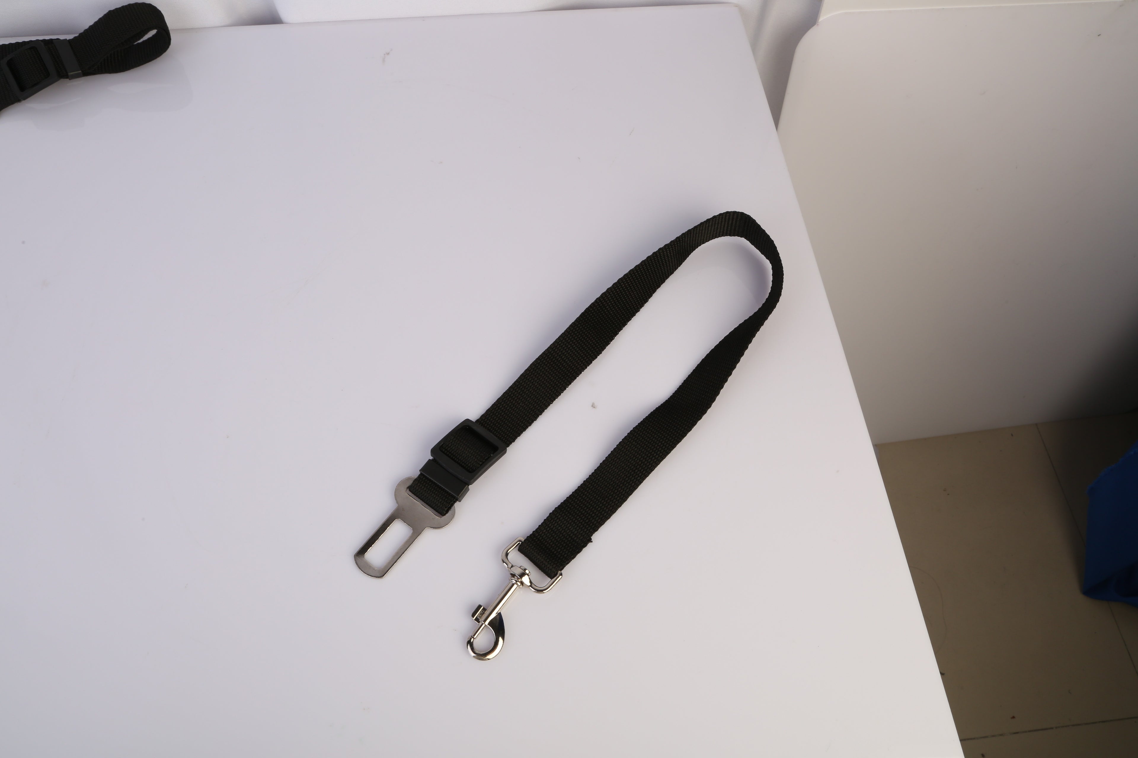 2-Pack Pet Seat Belt Leash – Adjustable Nylon Safety Harness Strap for Dogs & Cats in Cars, Perfect for Travel & Drinking & Feeding Stops COL 26